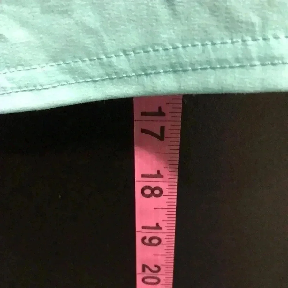 O’Neill Hybrid Ombré aqua shorts,hip/back pockets,lined,elastic drawstring waist